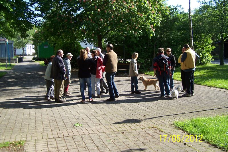 Datei:2012-Gemarkungswanderung 02.jpg