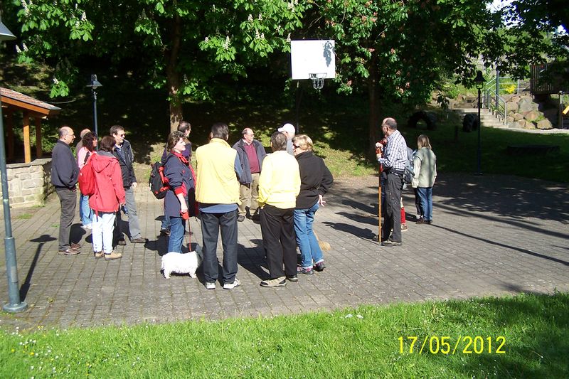 Datei:2012-Gemarkungswanderung 03.jpg