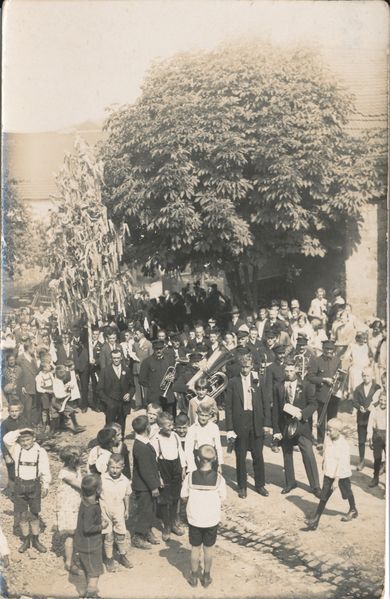 Datei:20120630102313!Kirchenweihe 1929.jpg