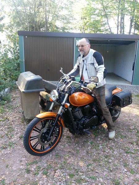 Datei:Motorradfreunde Hennchen.jpg